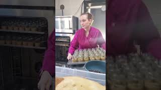 Ein Tag in meiner Backstube - 500 Kuchen im Glas
