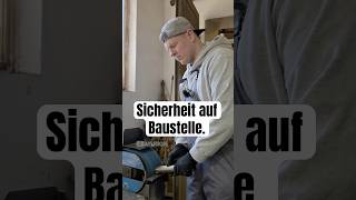 Sicherheit auf Baustelle. I Den ganzen Sketch seht ihr auf dem Kanal!